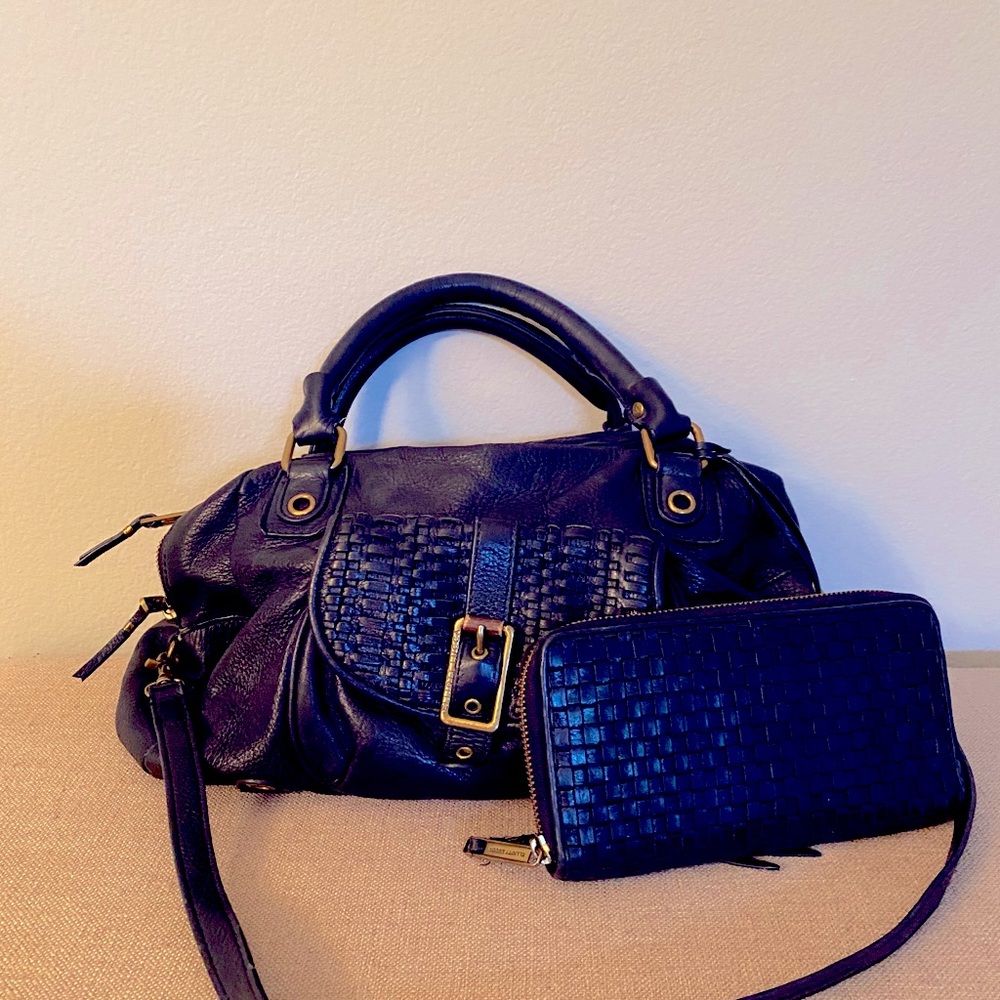 Black leather bag and matching wallet